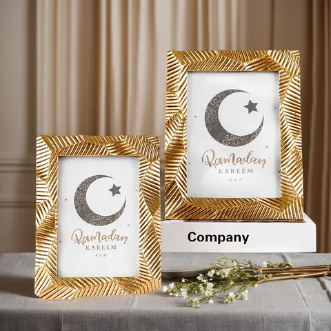 Luxus Gold Gestreifter Geschnitzter Fotorahmen Harz Bilderrahmen Für Desktop Dekor Ramadan Kareem Stil Hochzeit Party Haus Büro Dekorative Rahmen