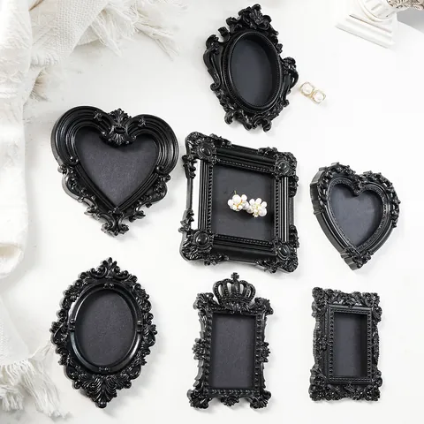 Vintage Baroque Black Resin Mini Picture Frame Magnetic Photo Prop DIY Home Wall Decor Gothic Crown Embossed Miniature Frame Hanging Backdrop Ornament