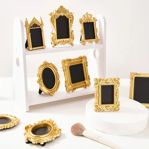 Vintage Gold Relief Resin Photo Frame Baroque French Retro Desktop Ornament For Photography Prop Home Decor Jewelry Display