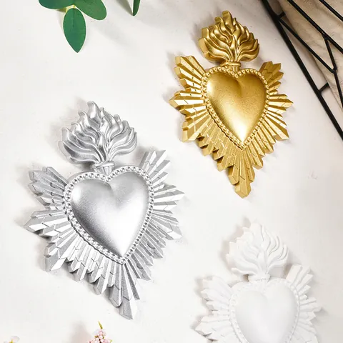 Französischer Retro-Gothic Mini Heiliges Herz Wandbehang Harz Flammendes Herz Strahlenkranz Wanddekoration Für Wohnzimmer Schlafzimmer Home Ornamente