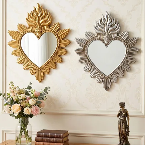 Decorazione da Parete Sacro Cuore Gotico Fiamma Specchio in Resina Intagliata Ornamento da Appendere per Soggiorno Casa Arte Regalo Vintage