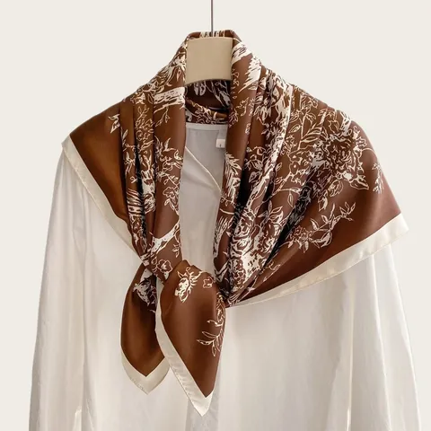 Women's Artistic Ink Painting Scarf 90x90 Square Scarf High-End Silk-Like Polyester Scarf Elegant Floral Headscarf Sun Protection Shawl
