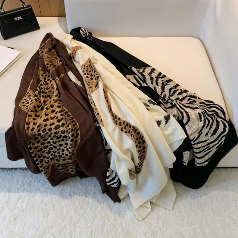 Chal con Estampado de Leopardo y Cebra para Mujer Bufanda Ligera de Mezcla Poliéster Algodón con Flecos para Playa