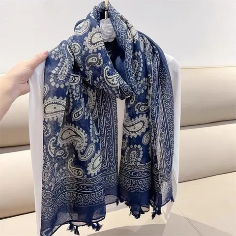 Sciarpa in Poliestere da Donna Stile Etnico Retrò con Stampa Paisley Scialle Leggero con Nappe Pashmina Decorativa