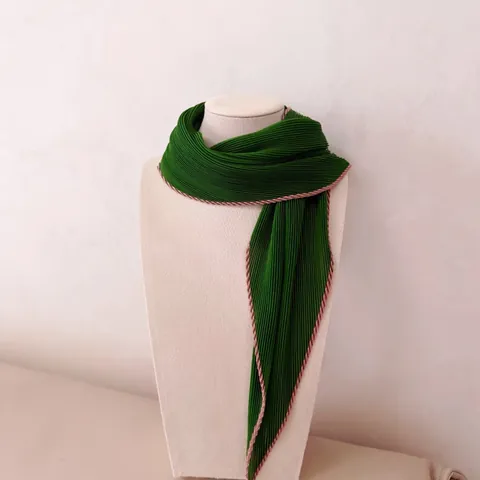 Dames Koreaanse Stijl Geplooide Sjaal Effen Kleur Elegante Halssjaal Lichtgewicht Polyester Haarelastiekje Voor Tasdecoratie