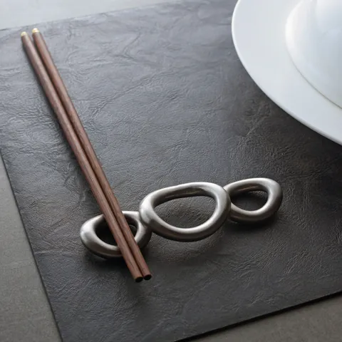 304 Stainless Steel Matte Chopstick Rest Linked Ring Cutlery Stand Holder For Spoon Fork Dining Table Decoration Accessories