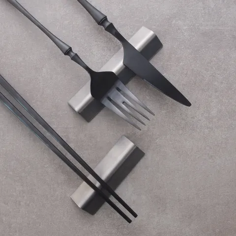Repose-Baguettes Japonais Créatif en Acier Inoxydable Support de Couverts Géométrique Minimaliste Support de Cuillère pour Maison Hôtel Restaurant Style Vintage