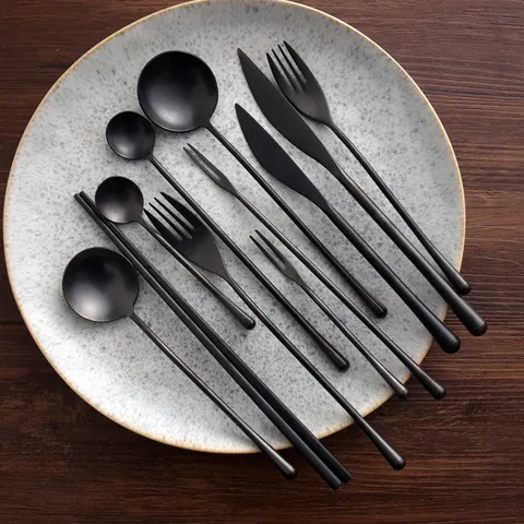 Retro Matte Black Stainless Steel Cutlery Set Dinner Knife Fork Spoon Fruit Fork Tea Spoon For Home Banquet Daily Tableware
