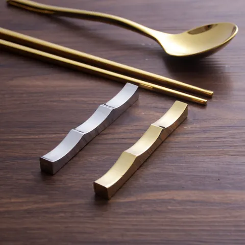 Reposapalillos de Acero Inoxidable Nórdico Pulido Espejo Forma de Onda Soporte para Cuchara Estante de Utensilios Creativo