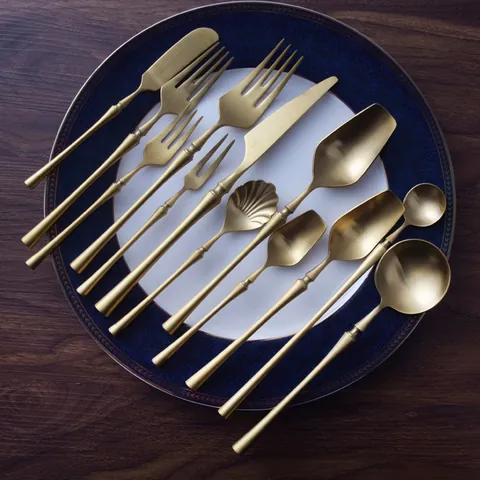 Matte Gold 304 Stainless Steel Flatware Set Slender Handle Steak Knife Dinner Fork Soup Spoon Dessert Tableware Modern Home Kitchen Dining Cutlery