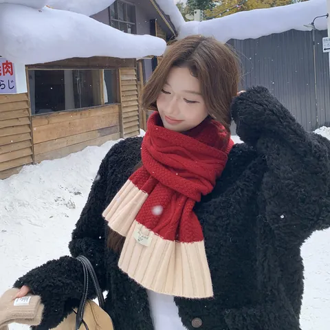 Écharpe Femme Hiver Chaude en Mélange de Laine Tricotée Style Coréen Épaisse à Torsades Châle Noël Nouvel An Rouge Bloc de Couleur