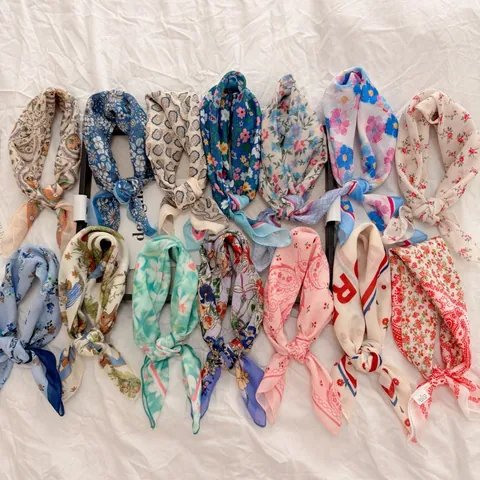 Vintage Rural Style Floral Polka Dot Square Scarf Women Polyester Printed Artistic Headscarf Fashion Neck Scarf Accessory