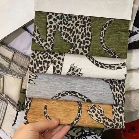Tissu Jacquard Imprimé Léopard Rétro Motif Animal Luxe Tissu Chenille Pour Tapisserie Canapé Oreiller Rideau Décoration