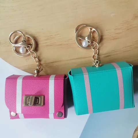 Vintage PU Leather Mini Bag Keychain Creative Bag Pendant Gold Hardware Keyring With Artificial Pearl Fashion Gift For Women