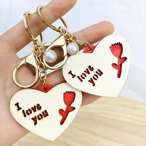 Creative Heart Wood Keychain With I Love You Engraving Hollow Flower Gold Alloy Key Ring With Artificial Pearl Pendant Gift