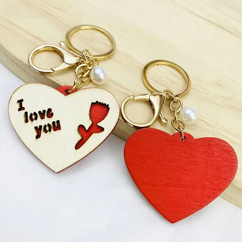 Creative Heart Wood Keychain With I Love You Engraving Hollow Flower Gold Alloy Key Ring With Artificial Pearl Pendant Gift