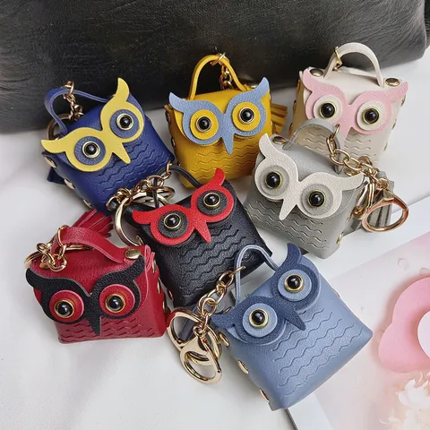 Porte-Clés Hibou de Dessin Animé Mignon Mini Porte-Monnaie en Cuir Charme de Sac Pendentif à Gland Anneau en Métal Or pour Clé de Voiture Cadeau Femme