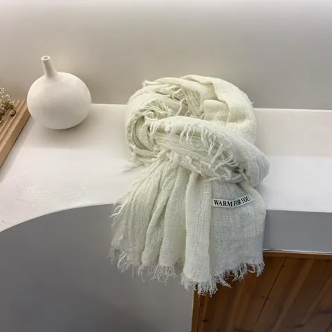 Vintage Solid Color Fringed Shawl Scarf For Women Soft Polyester Tassel Wrap Large Long Shawl For Everyday Travel Warm Scarf