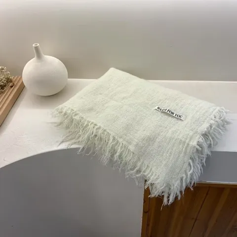 Vintage Solid Color Fringed Shawl Scarf For Women Soft Polyester Tassel Wrap Large Long Shawl For Everyday Travel Warm Scarf