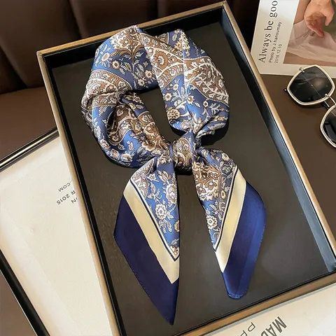 Women Elegant Satin Square Scarf Old Money Style Paisley Floral Printed Neck Scarf Fashion Silk Feel Small Foulard For Office Everyday