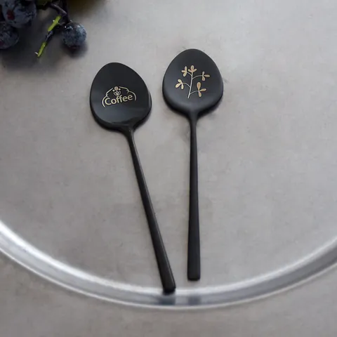 304 Stainless Steel Coffee Stirring Spoon Long Handle Black Matte Gold Leaf Pattern Mirror Polishing Dessert Honey Spoons