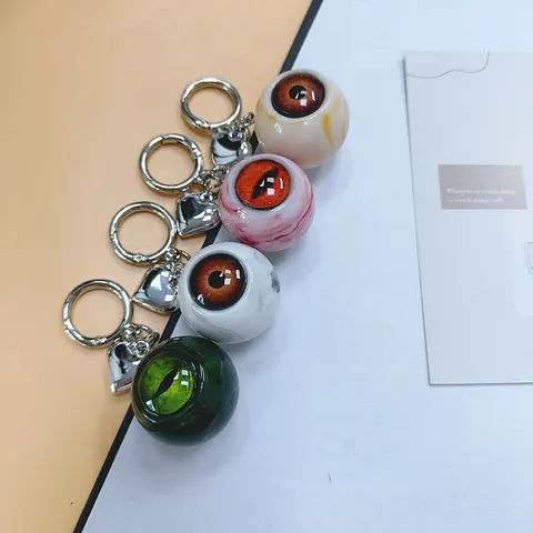 Gothic Eyeball Keychain Horror Evil Eye Bag Charm Heart Pendant Key Ring Resin Accessories For Women Men Party Halloween Gift