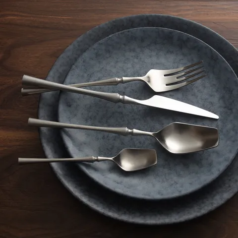 Juego de Cubiertos de Acero Inoxidable 304 Plata Mate Diseño de Cintura Pequeña Cuchillo Tenedor Cuchara