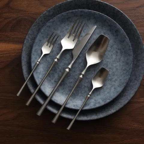 Juego de Cubiertos de Acero Inoxidable 304 Plata Mate Diseño de Cintura Pequeña Cuchillo Tenedor Cuchara