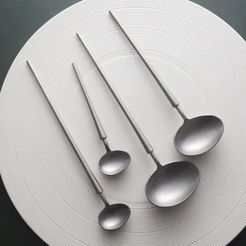Japanese Style Vintage Distressed 304 Stainless Steel Spoon Long Handle Coffee Stirring Spoon Matte Finish Minimalist Home Cafe Tableware
