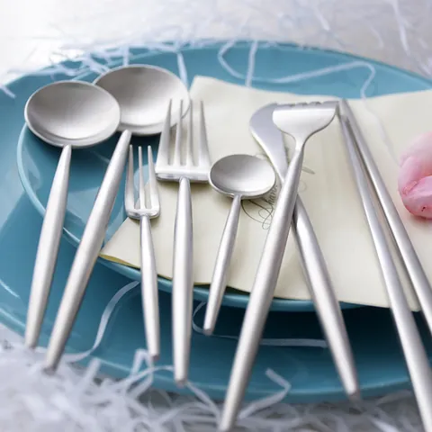 Nordic 304 Stainless Steel Matte Silver Cutlery Set Round Handle Dinner Knife Fork Spoon Dessert Spoon Flatware