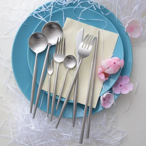 Nordic 304 Stainless Steel Matte Silver Cutlery Set Round Handle Dinner Knife Fork Spoon Dessert Spoon Flatware