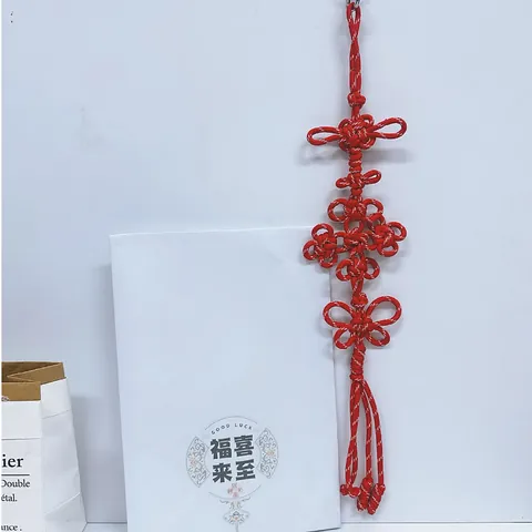 Ciondolo con Nappina a Nodo Cinese Fatto a Mano in Poliestere Ornamento da Appendere per Borsa Intrecciata Rossa Tradizionale per la Festa della Primavera