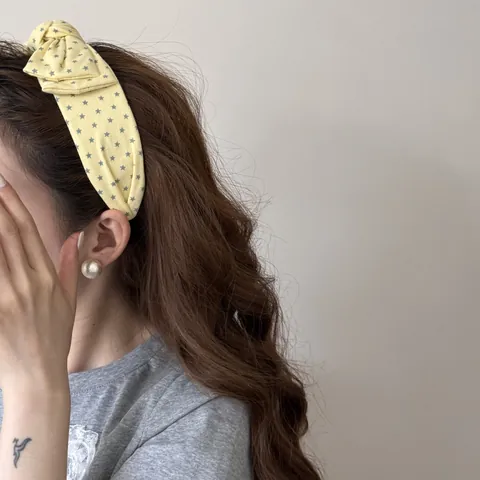 Serre-tête en Tissu à Imprimé Étoiles pour Femmes Style Coréen Doux Rembourrage en Éponge Rehaussement Crânien Nœud Papillon Accessoires Cheveux
