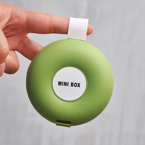 Nordic Style Portable Mini Jewelry Pill Storage Box With Lanyard Round 7 Compartments Travel Divider Organizer Jewelry Box