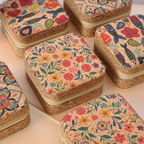 Portable Travel Jewelry Box With Mirror Retro Floral Printed Leather Cork Texture Storage Case For Earrings Rings Necklaces