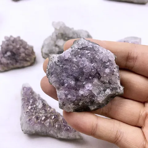 Cluster di Ametista Naturale dell'Uruguay Cristallo Pietra Grezza Esemplare Minerale Geode Ornamento per Decorazione della Casa Ufficio Quarzo Gemma