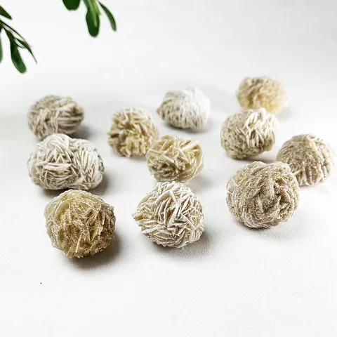 Natural Desert Rose Stone Selenite Crystal Mineral Specimen Raw Stone For Home Decor Office Desk Ornament Healing Stone Collection