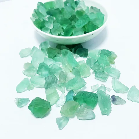 Natuurlijke Groene Fluoriet Ruwe Steen Aromatherapie Diffuser Kristal Onregelmatige Stenen Voor Aquarium Pot Decor Huis Ornament