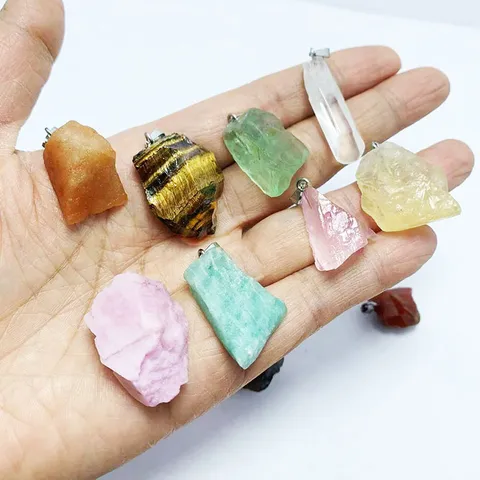 Naturkristall Rohstein Anhänger Unregelmäßiger Heilstein DIY Schmuckherstellung Zubehör Für Halskette Auto Hängen Unisex Schmuck