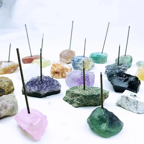 Natürlicher Kristall Rohstein Räucherstäbchenhalter Kleiner Unregelmäßiger Heilstein Stick Basis Für Meditation Yoga Deko