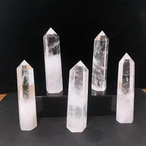 Pilier en Cristal Blanc Naturel Pointe Hexagonale Tour de Quartz Polie à la Main Ornement de Bureau Décoration Maison