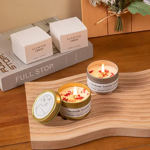 Handmade Soybean Wax Scented Candle With Dried Flowers Aromatherapy Candle In Metal Tin Gift Box For Wedding Birthday Home Decor