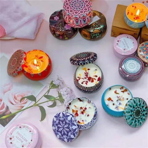 Soy Wax Scented Candle With Dried Flowers Mandala Tin Case Portable Aromatherapy Candle For Wedding Party Home Decor Gift