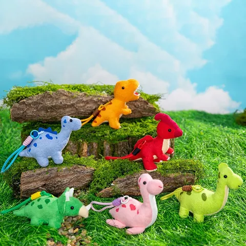 Simpatico Ciondolo in Peluche a Forma di Dinosauro Tirannosauro Triceratopo Cartone Animato Morbido Portachiavi Decorazione Borsa Regalo Bambini