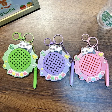 Portachiavi con Lavagna Magnetica da Disegno a Forma di Panda del Cartone Animato Giocattolo Antistress Ciondolo per Borsa Decorazione per Zaino Scuola