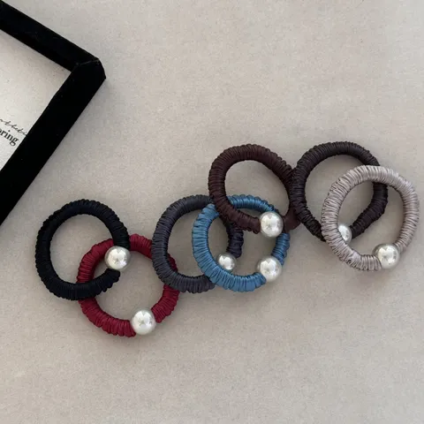 Korean Style Satin Silk Scrunchies With Large Artificial Pearl Elegant Elastic Hair Ties For Women Daily Hair Accessories