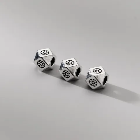 925 Sterling Silver Geometric Faceted Square Spacer Beads Vintage Distressed Thai Silver Beads For DIY Jewelry Making Bracelet Necklace Accessories