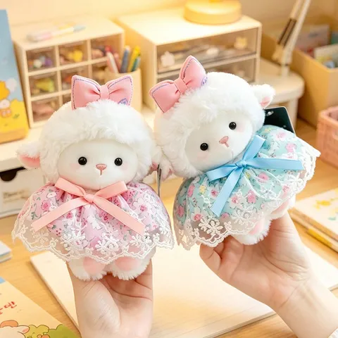 Porte-Clés en Peluche Mouton Mignon Agneau en Peluche Avec Écharpe Robe en Dentelle Fleurie Sac à Dos Cadeau Femmes Filles