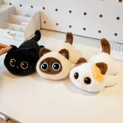 Jouet en Peluche Chat aux Grands Yeux Position Allongée Siamois Tricolore Chat Noir Animal en Peluche Poupée Cadeau Enfant
