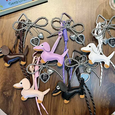 Handmade Leather Dachshund Dog Keychain Heart Photo Frame Bag Charm Sausage Dog Pendant Cartoon Animal Key Ring Gift For Women